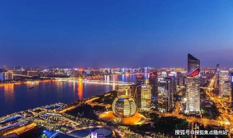 最新房产税动态，影响与观点分析