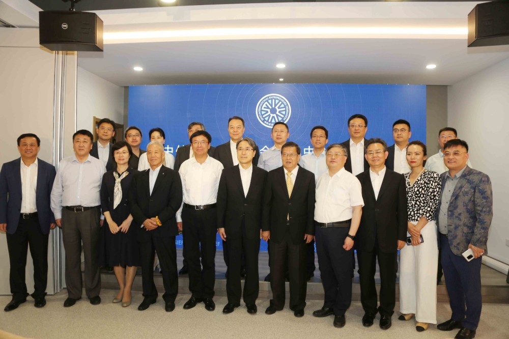 寿光企业最新招聘信息，小城的求职奇遇与友情纽带之旅
